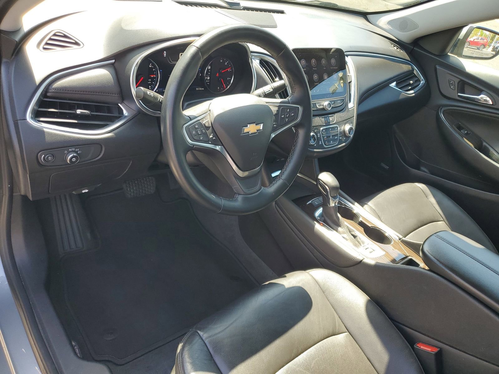 Used 2024 Chevrolet Malibu LT image 6