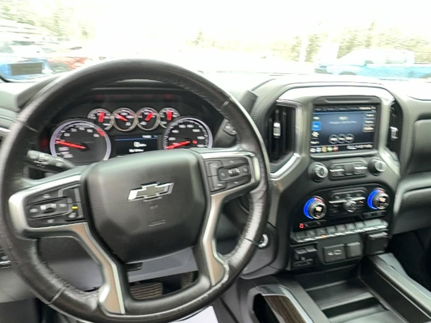 Used 2021 Chevrolet Silverado 1500 LT Trail Boss w/ Convenience Package II AWD/4WD image 14