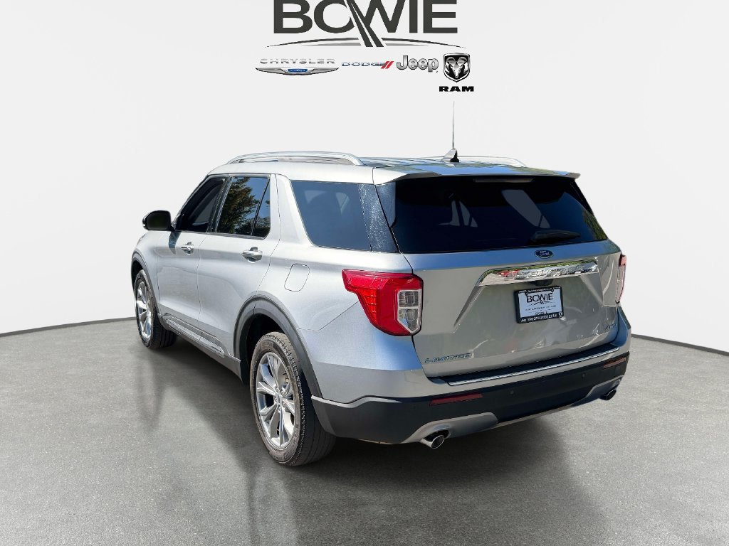 Used 2023 Ford Explorer Limited w/ Equipment Group 301A AWD/4WD image 4