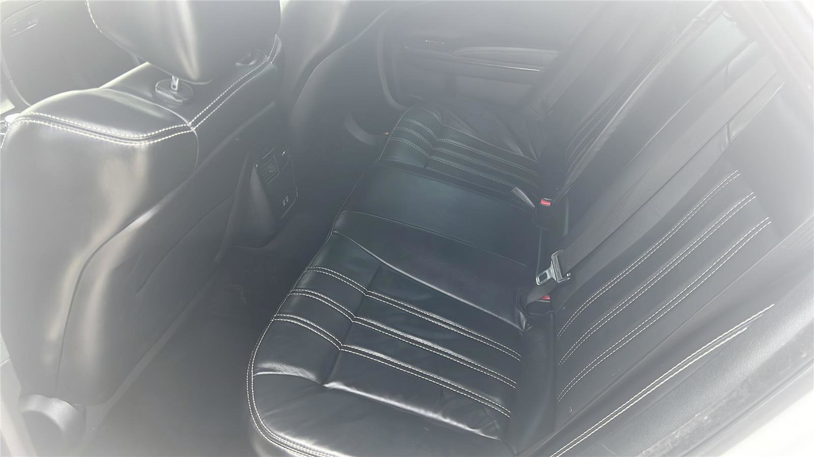 Used 2016 Chrysler 300 S RWD image 15