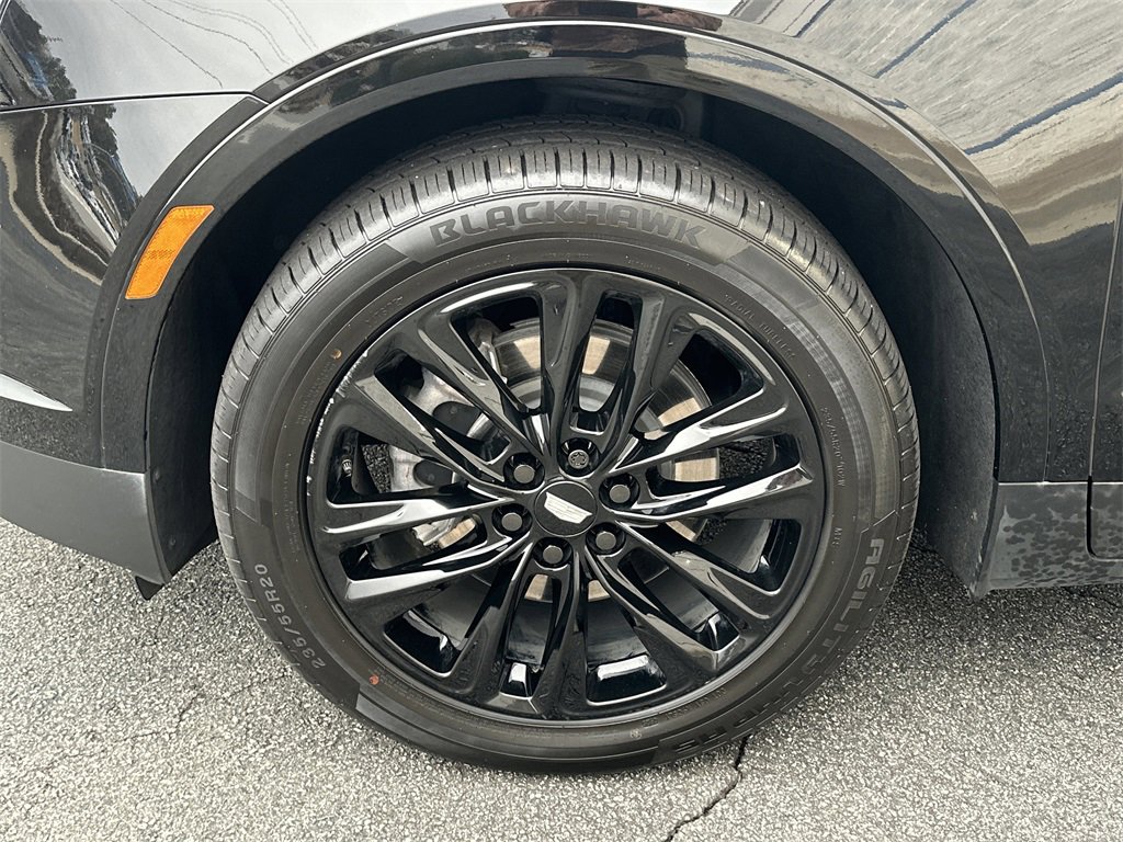 Certified 2022 Cadillac XT5 Premium Luxury w/ LPO, ONYX Package image 11