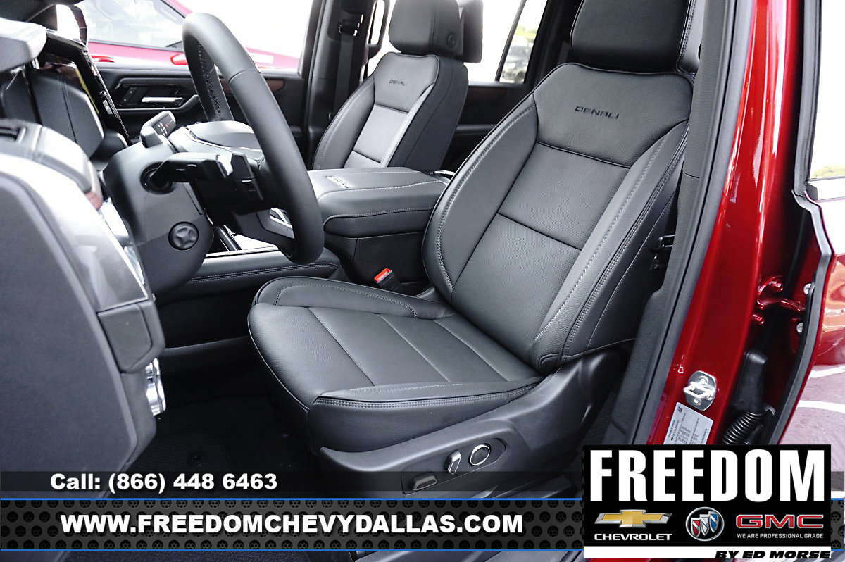 New 2025 GMC Yukon XL Denali w/ Denali Reserve Package image 13