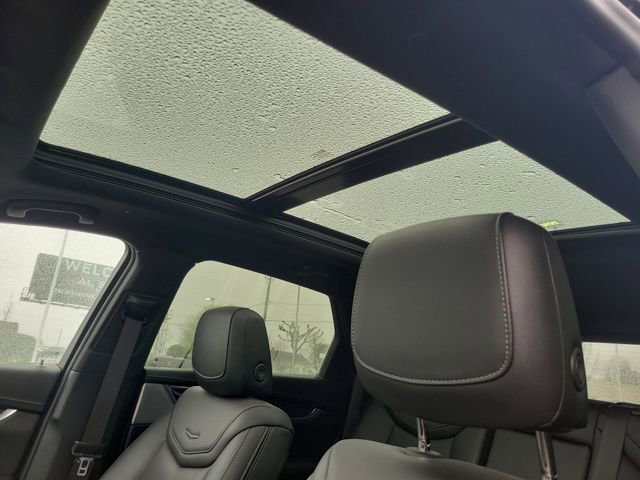 Certified 2023 Cadillac XT5 Premium Luxury w/ LPO, Floor Liner Package FWD image 25