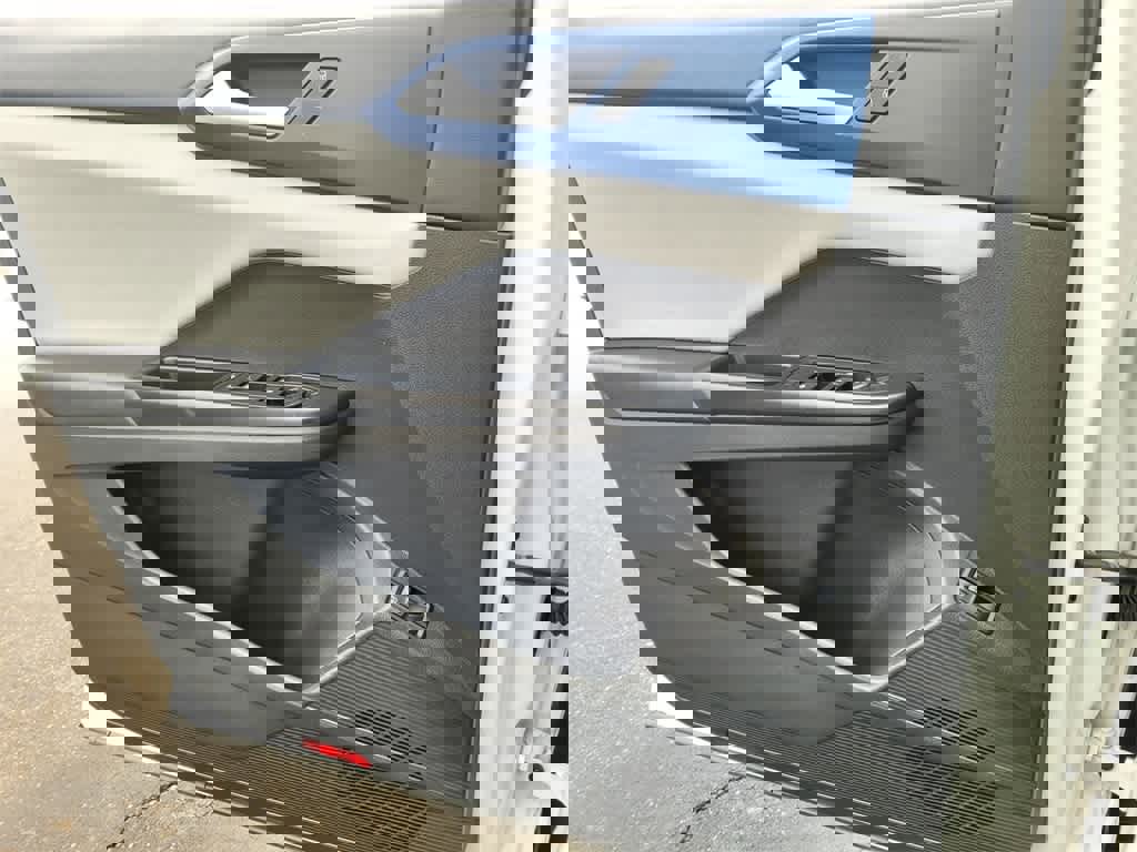 Used 2022 Volkswagen Taos SE w/ Panoramic Sunroof Package image 15