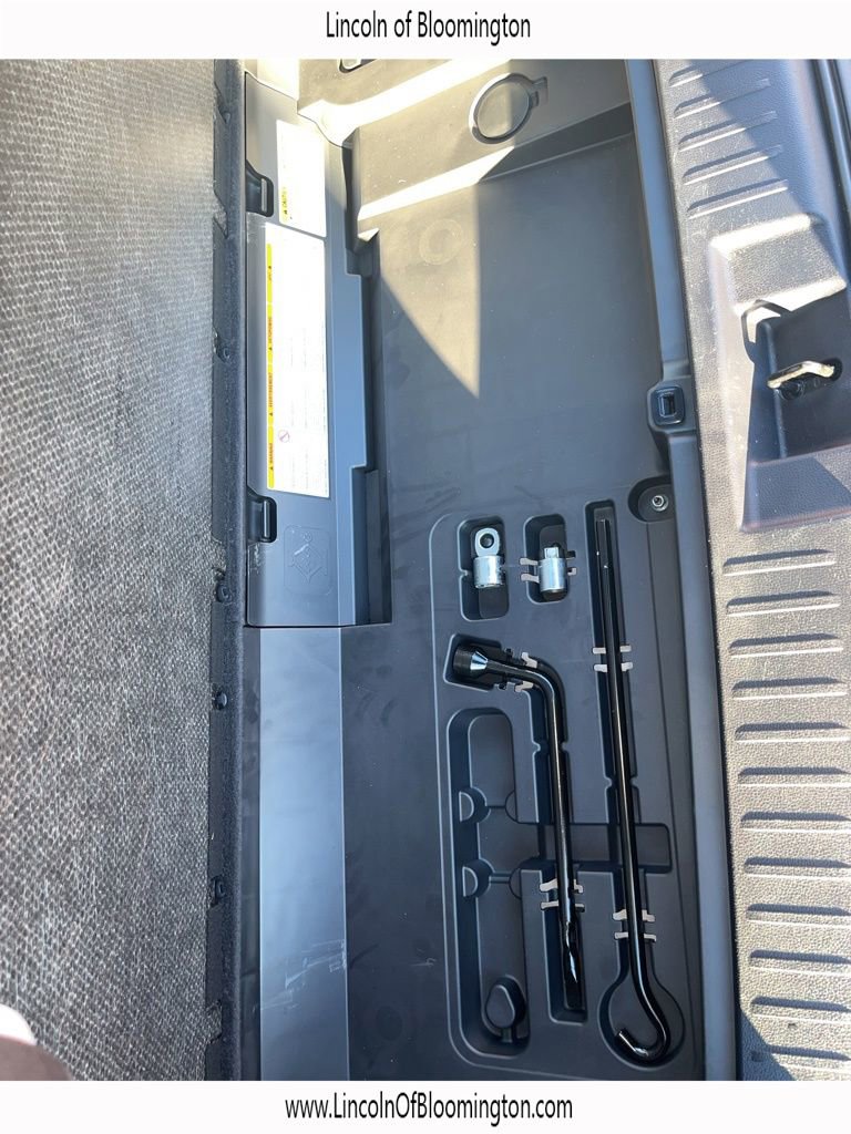 Used 2022 Toyota Highlander XLE image 14