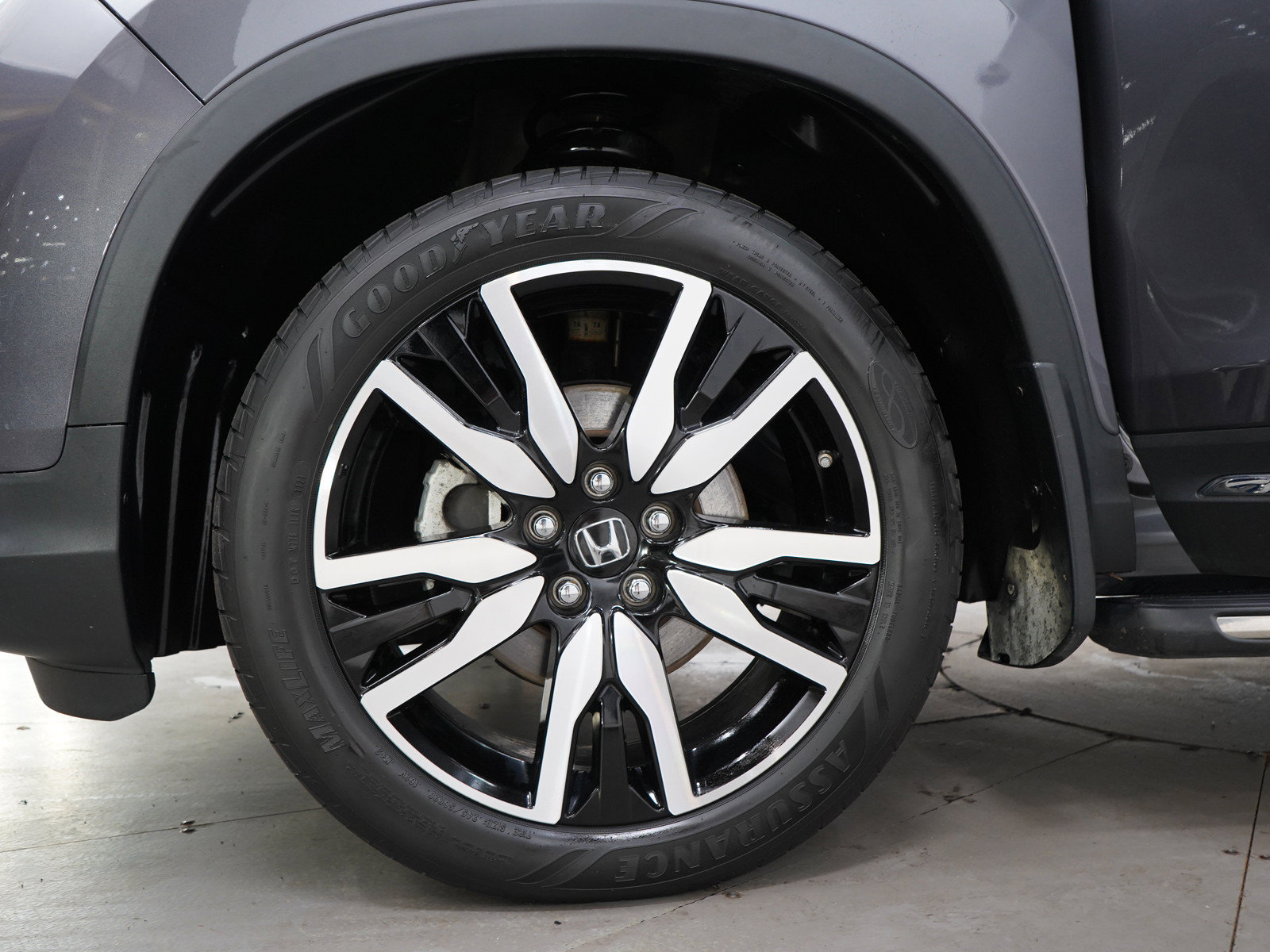 Used 2019 Honda Pilot Touring image 35