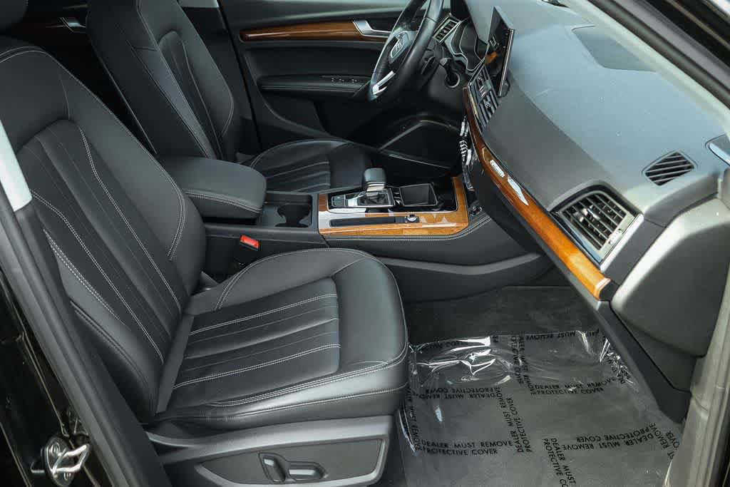 Used 2023 Audi Q5 2.0T Premium Plus w/ Premium Plus Package AWD/4WD image 21