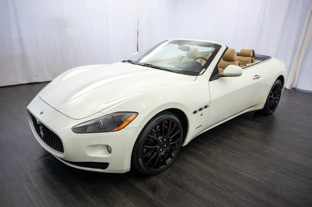 Used 2011 Maserati GranTurismo Convertible image 3