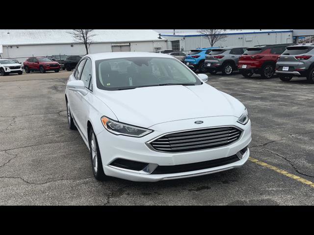 Used 2018 Ford Fusion SE w/ Fusion SE Technology Package image 24