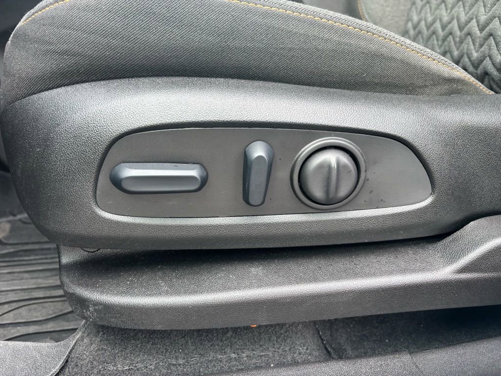 Used 2024 Chevrolet Equinox LT w/ LPO, Floor Liner Package image 16