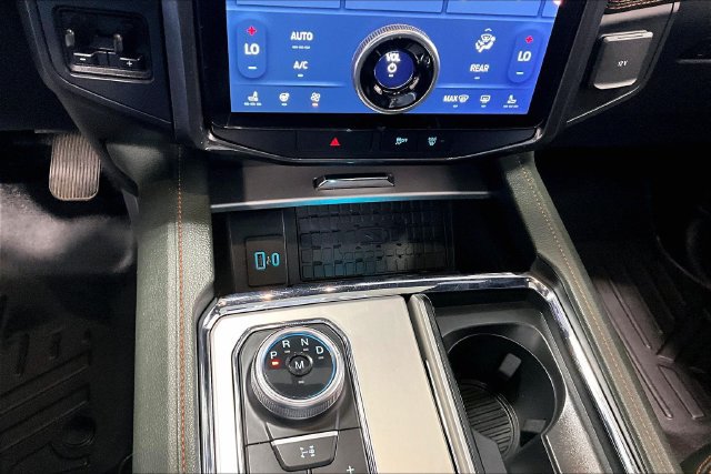 Used 2022 Ford Expedition Timberline AWD/4WD image 16
