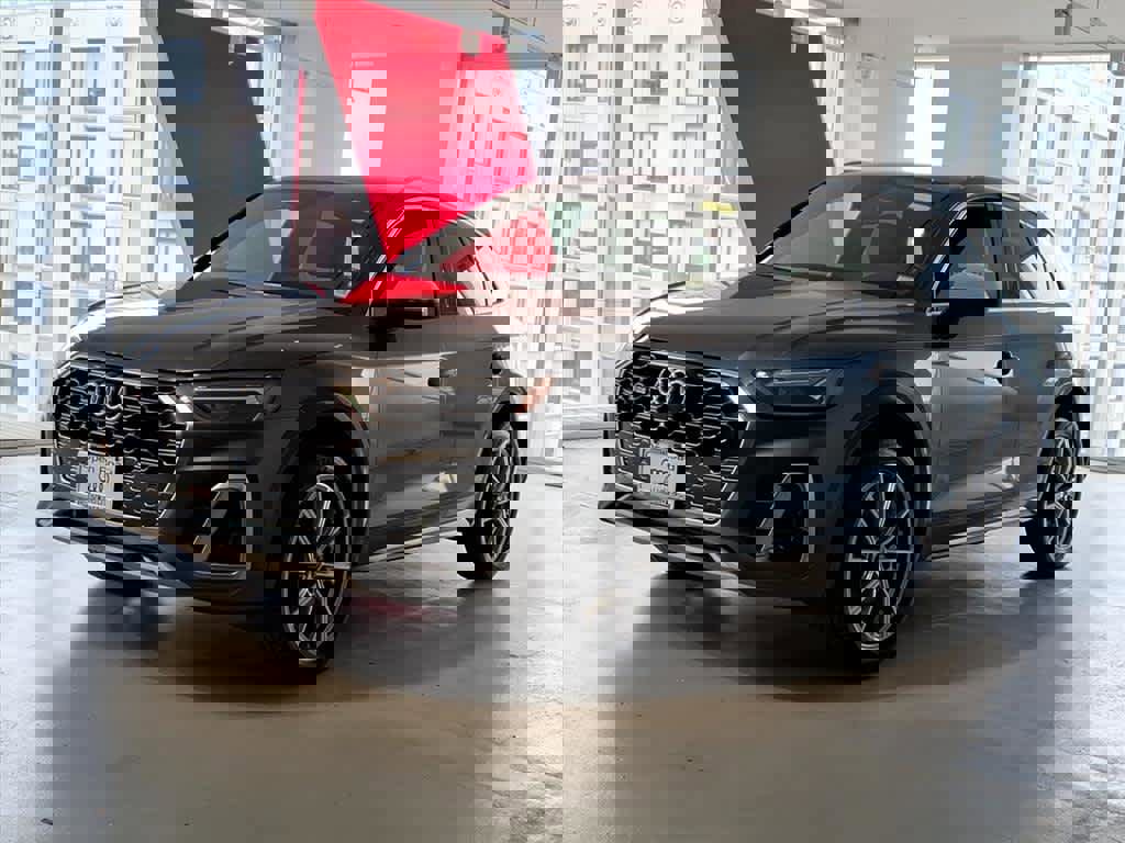 Used 2021 Audi SQ5 Premium Plus w/ Premium Plus Package image 1