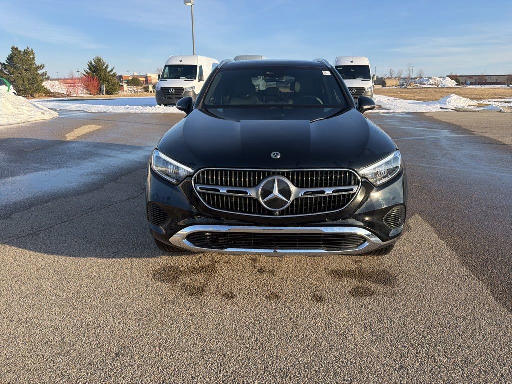 Used 2026 Mercedes-Benz GLC 300 GLC 300 image 2