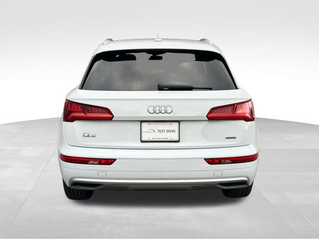 Used 2019 Audi Q5 2.0T Premium w/ Convenience Package image 4