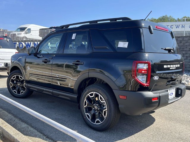 New 2026 Ford Bronco Sport Outer Banks w/ Outer Banks Tech Package+ AWD/4WD image 4