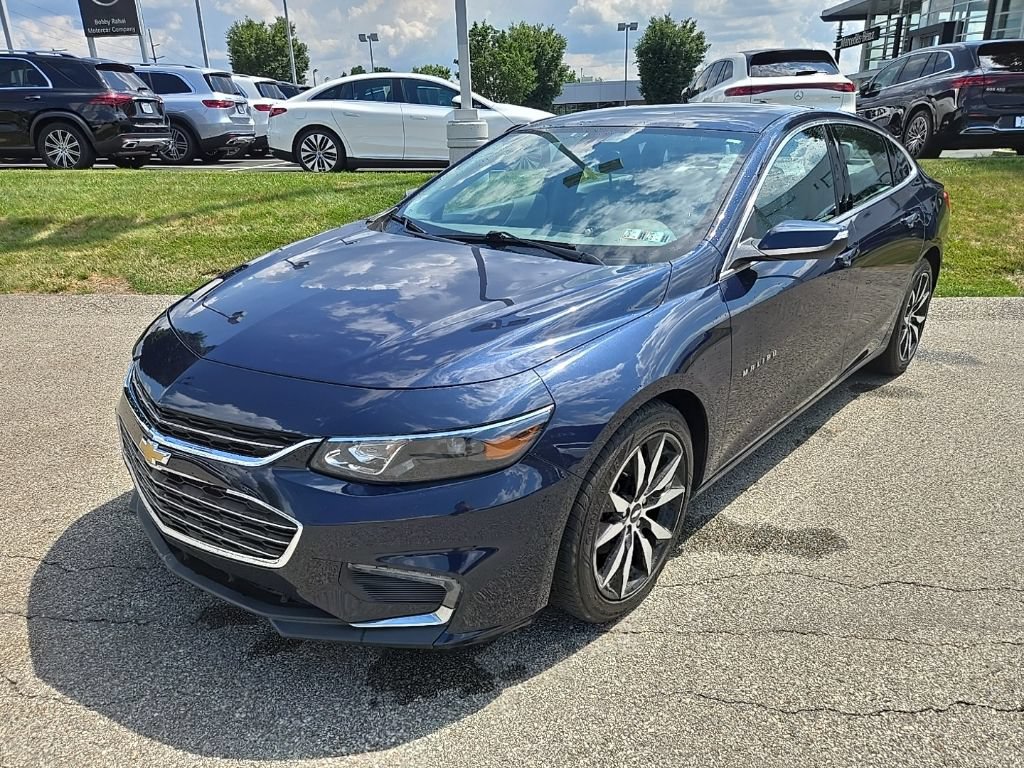 Used 2017 Chevrolet Malibu LT FWD image 11