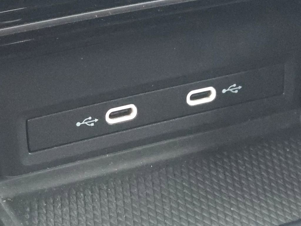 New 2024 Volkswagen Atlas SE AWD/4WD image 17