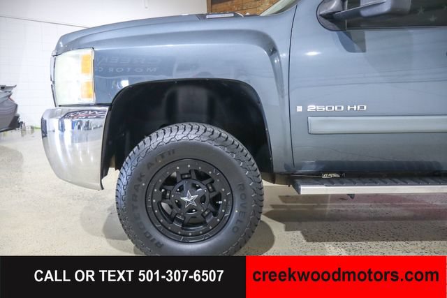 Used 2008 Chevrolet Silverado 2500 LT AWD/4WD image 32