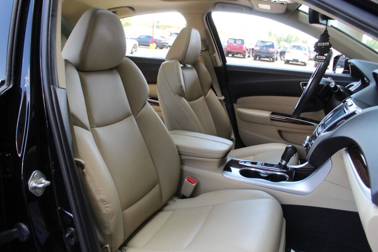 Used 2018 Acura TLX image 10