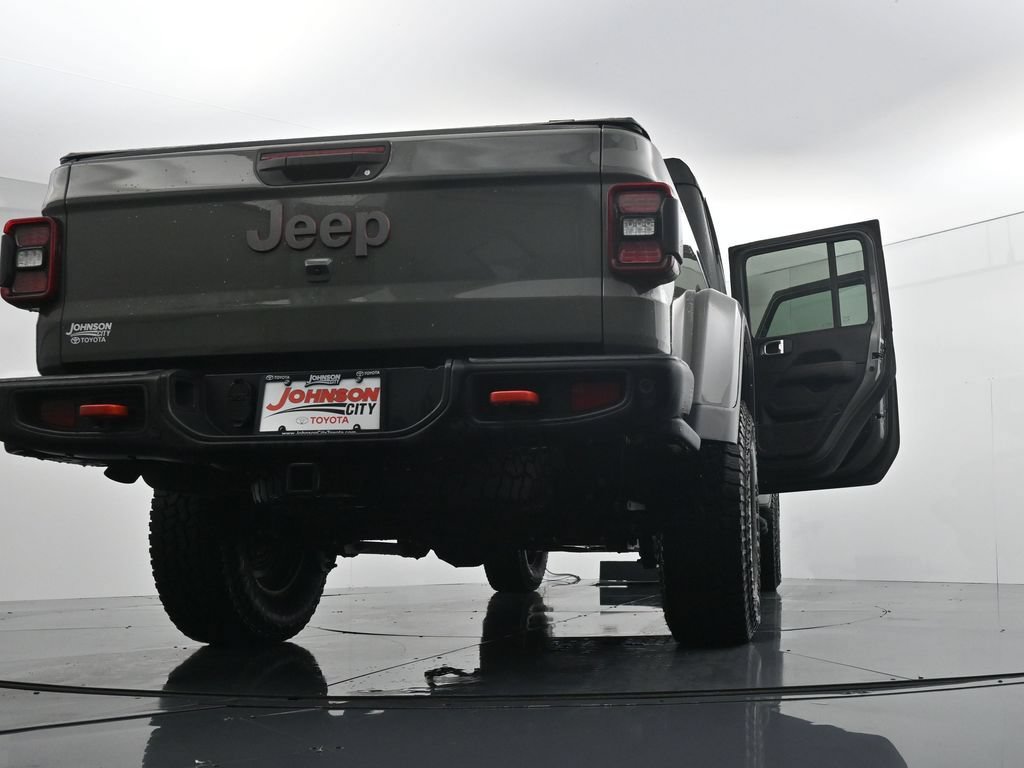 Used 2021 Jeep Gladiator Rubicon AWD/4WD image 40