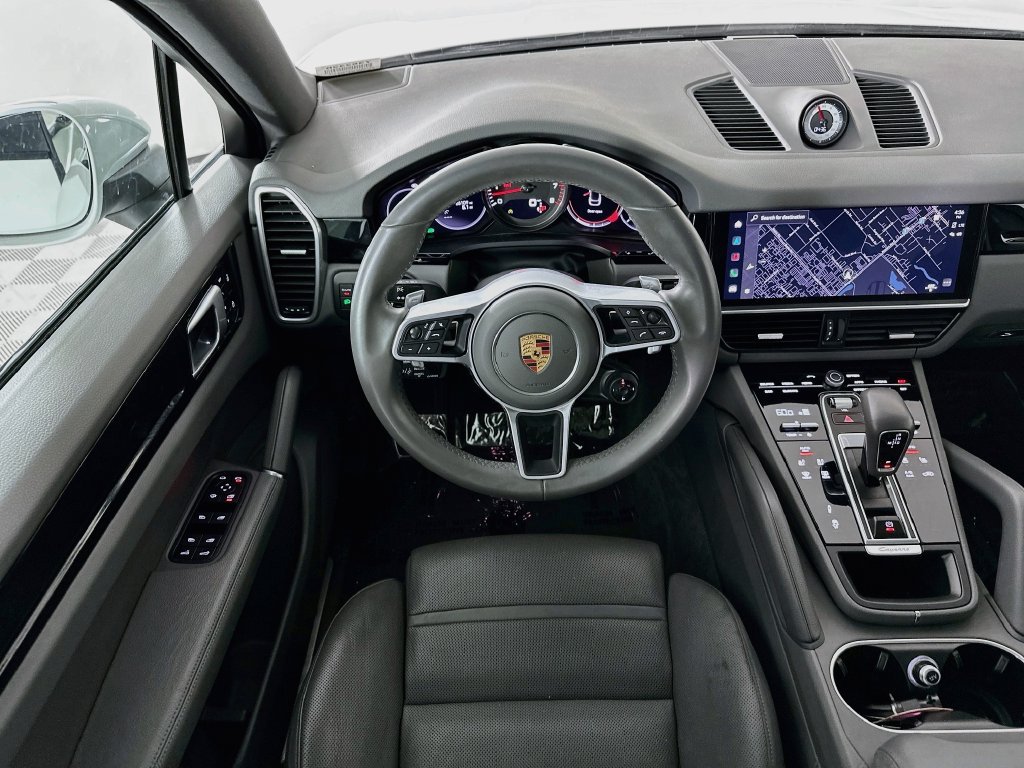 Used 2022 Porsche Cayenne S AWD/4WD image 23
