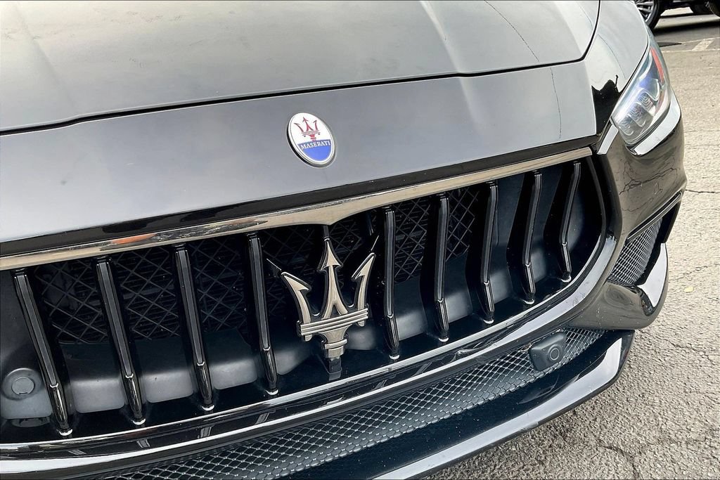 Used 2021 Maserati Ghibli RWD image 32