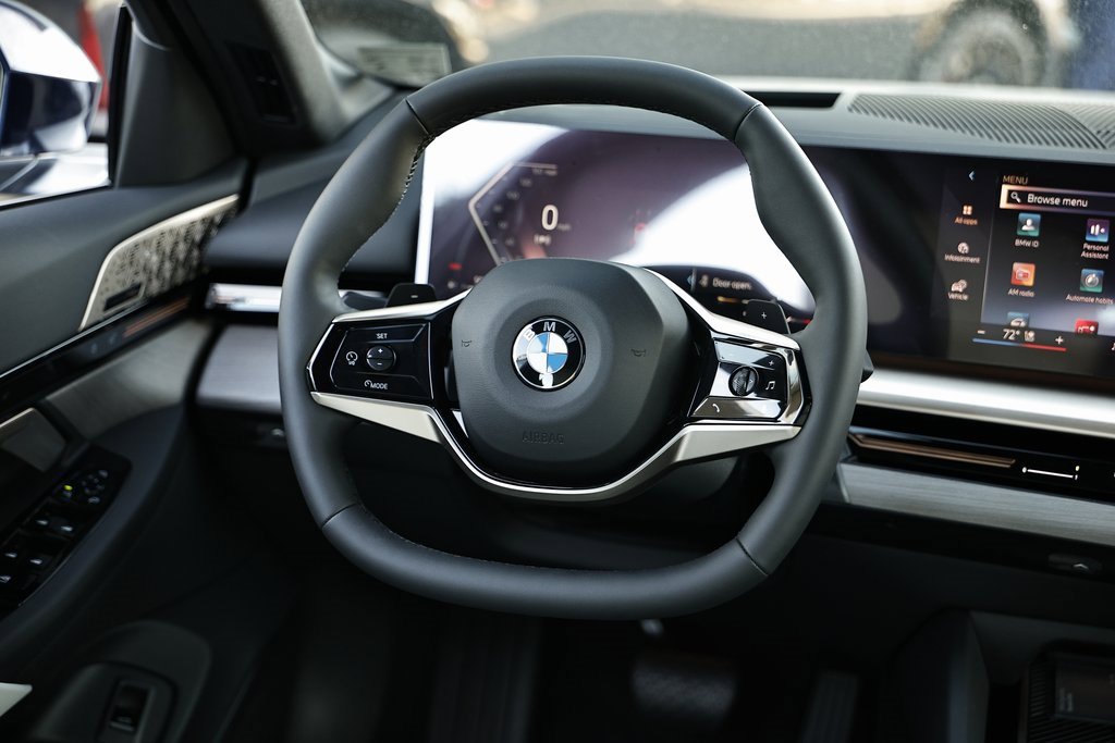 New 2026 BMW 530i w/ Premium Package image 27