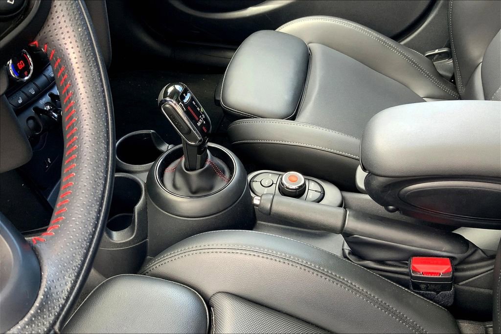 Used 2020 MINI Cooper S image 15