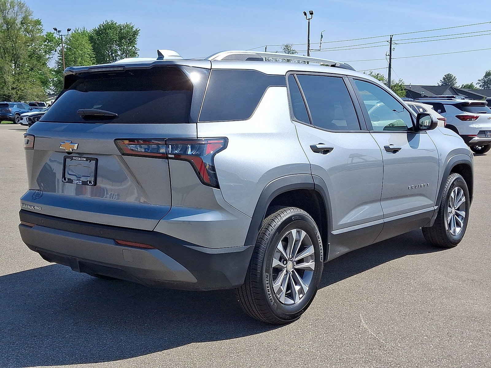 New 2026 Chevrolet Equinox LT w/ Convenience Package II AWD/4WD image 12