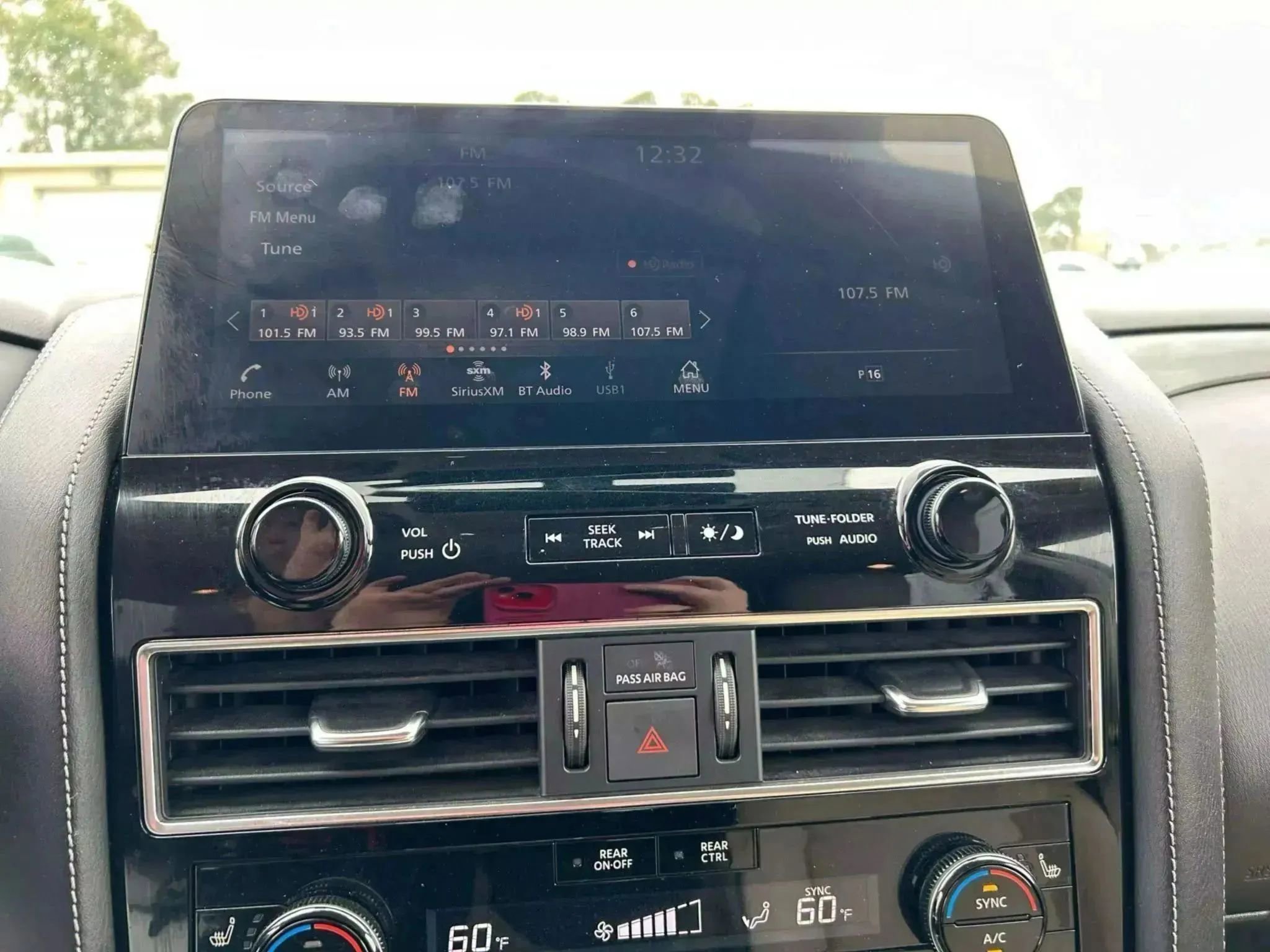 Used 2021 Nissan Armada SV w/ SV Appearance Package image 22