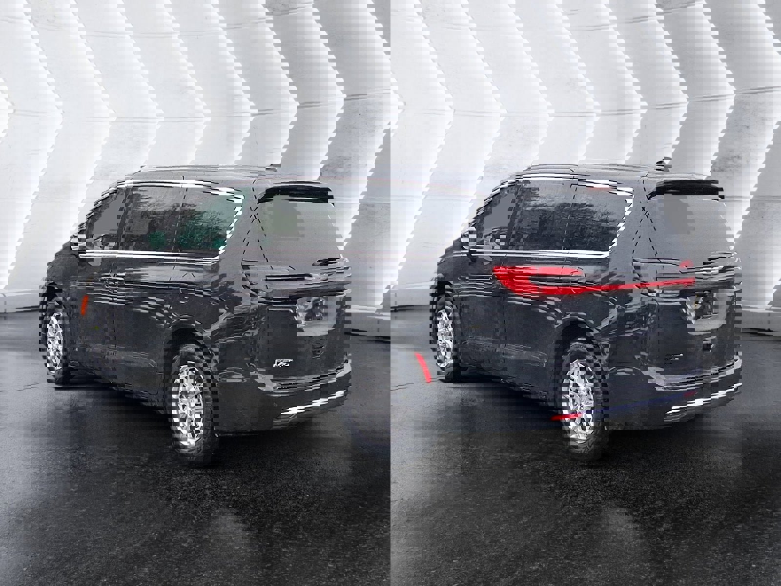 New 2026 Chrysler Pacifica Select image 4