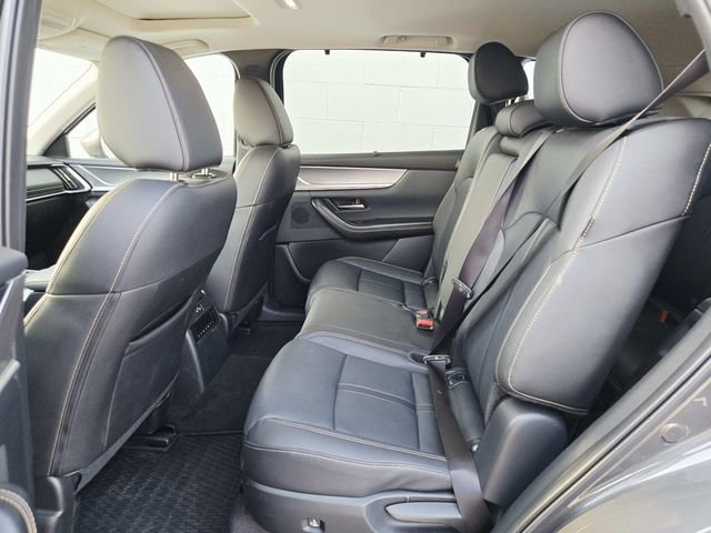 Certified 2025 MAZDA CX-90 3.3 Turbo w/ Preferred Package image 10