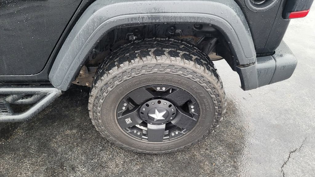 Used 2018 Jeep Wrangler Unlimited Sport S image 8