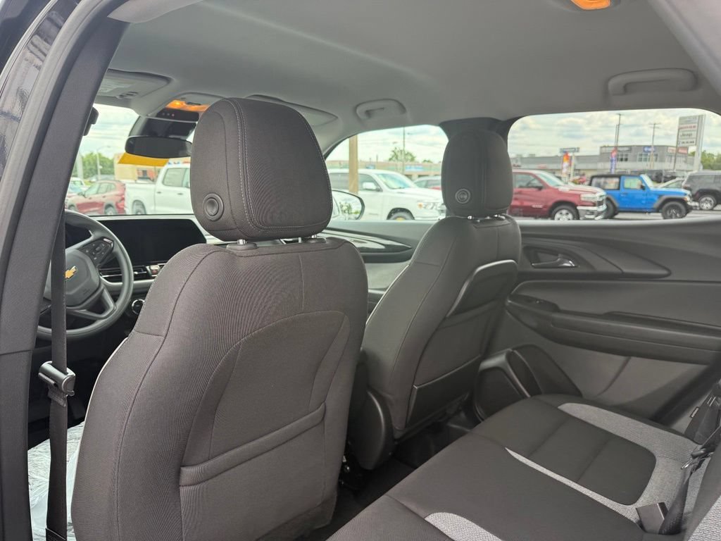 Used 2026 Chevrolet TrailBlazer LT AWD/4WD image 11