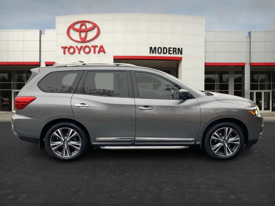 Used 2020 Nissan Pathfinder Platinum image 6