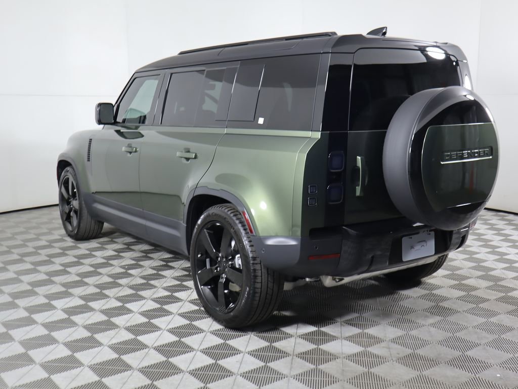New 2026 Land Rover Defender 110 S image 7