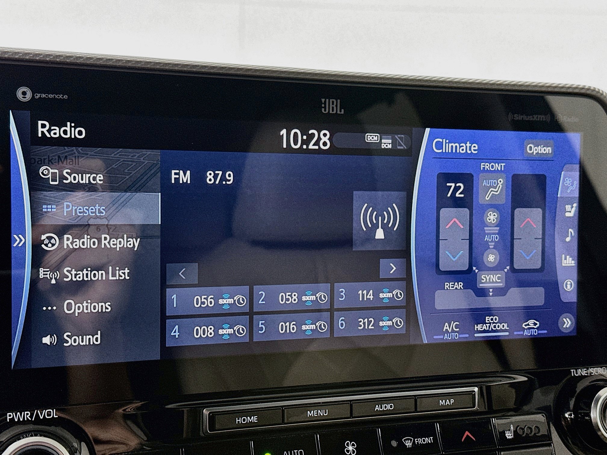 Used 2021 Toyota Highlander Platinum AWD/4WD image 15
