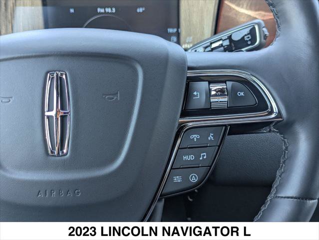 Certified 2023 Lincoln Navigator L Reserve AWD/4WD image 14