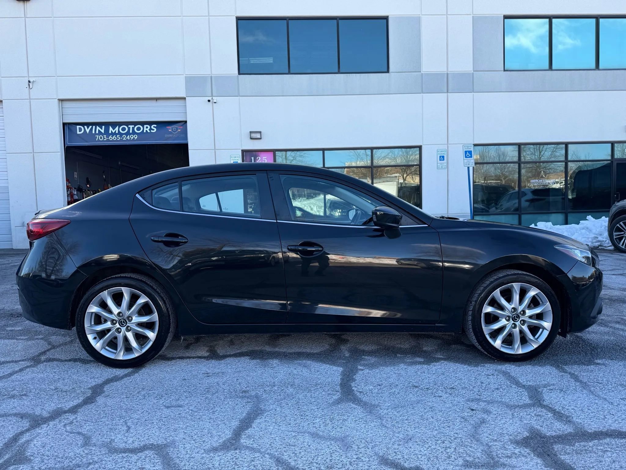 Used 2015 MAZDA MAZDA3 s Touring image 3