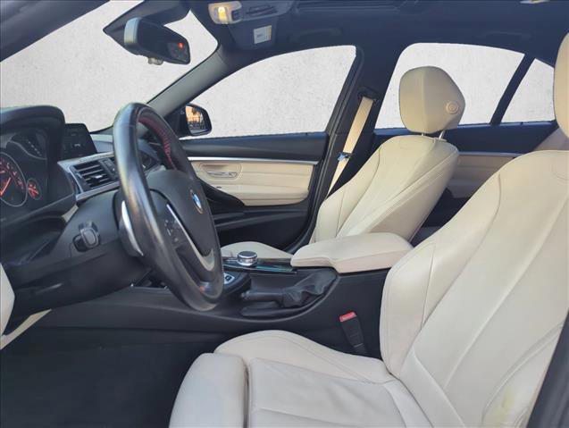 Used 2017 BMW 330e image 16