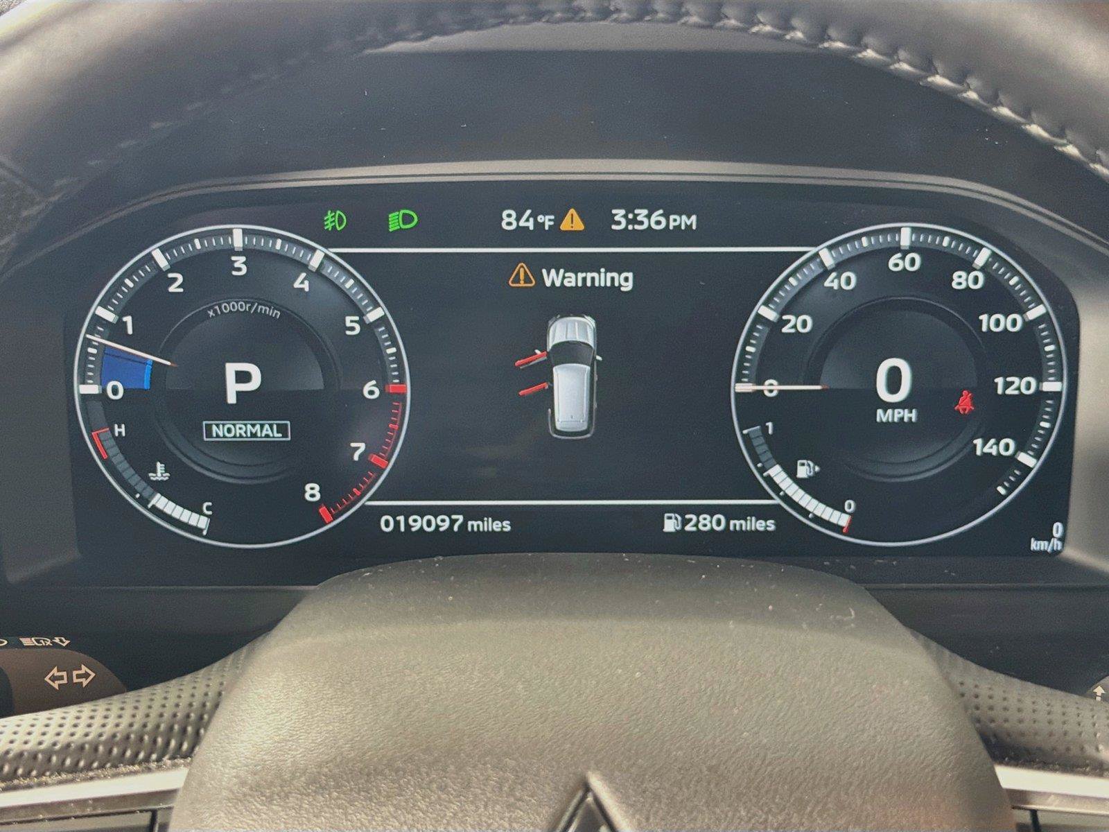 Used 2024 Mitsubishi Outlander SEL AWD/4WD image 18