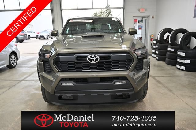 Certified 2025 Toyota Tacoma TRD Sport AWD/4WD image 2