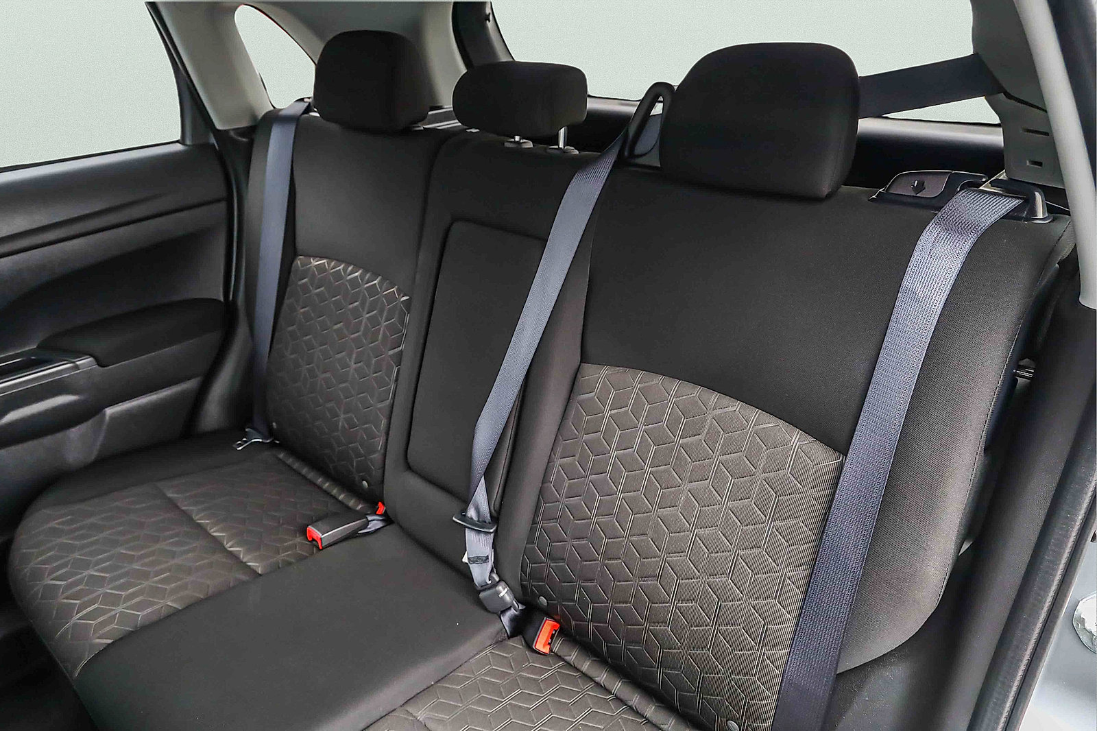 Used 2025 Mitsubishi Outlander Sport AWD image 20