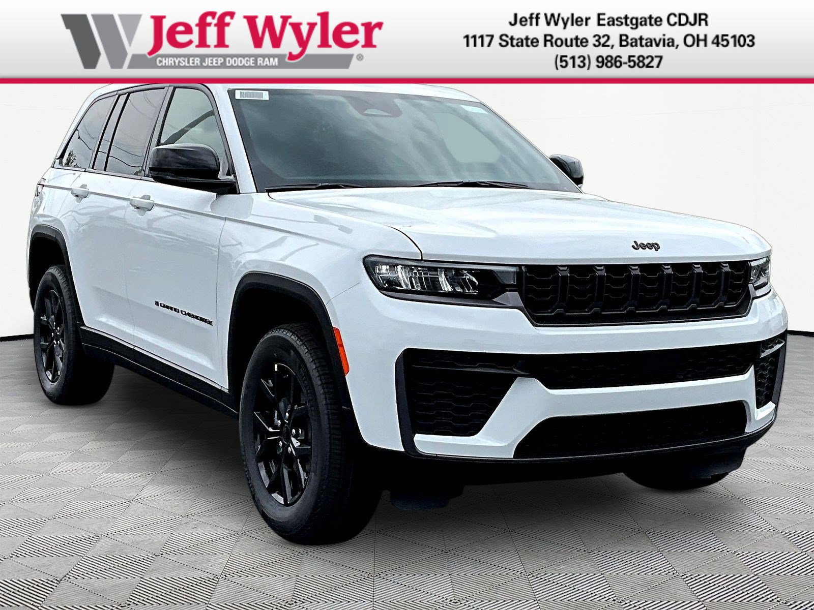 New 2026 Jeep Grand Cherokee Altitude AWD/4WD image 3
