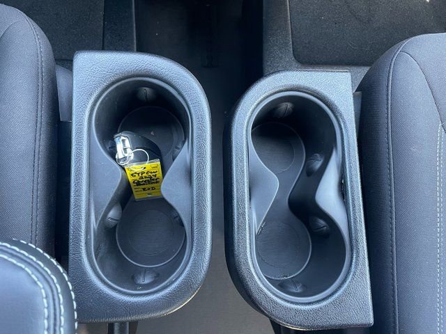 Used 2024 Chrysler Pacifica Touring image 15