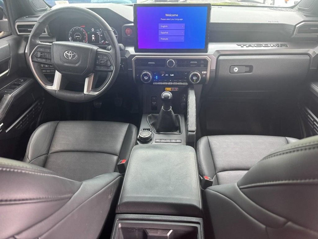 Used 2024 Toyota Tacoma TRD Off-Road w/ TRD Off Road Premium Package AWD/4WD image 15