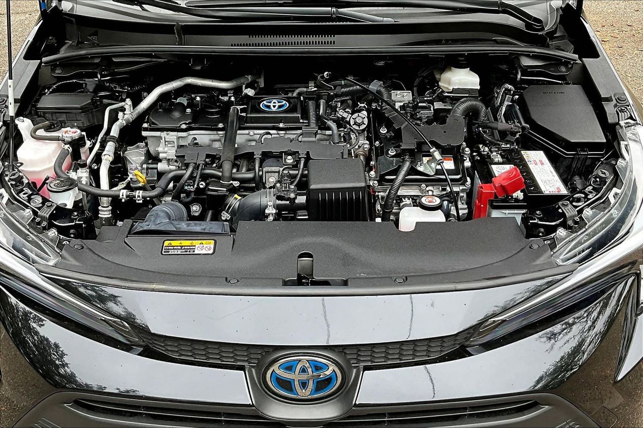 Used 2024 Toyota Corolla XLE FWD image 31