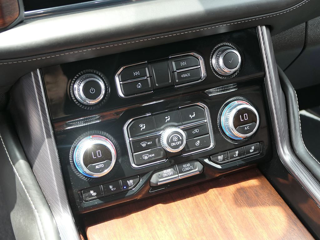Used 2023 GMC Yukon Denali Ultimate AWD/4WD image 20