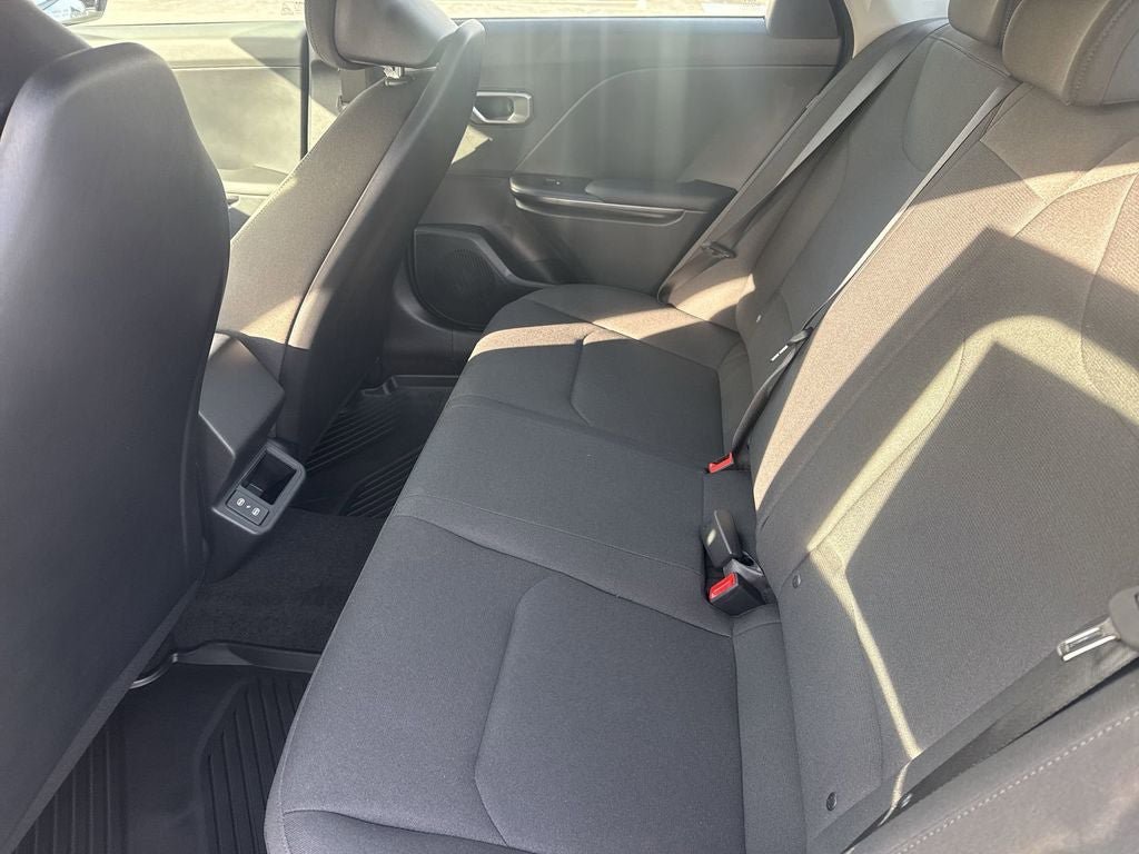 New 2026 Kia K4 LXS FWD image 25
