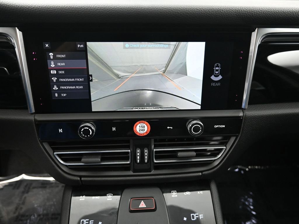 Certified 2026 Porsche Macan S AWD/4WD image 20